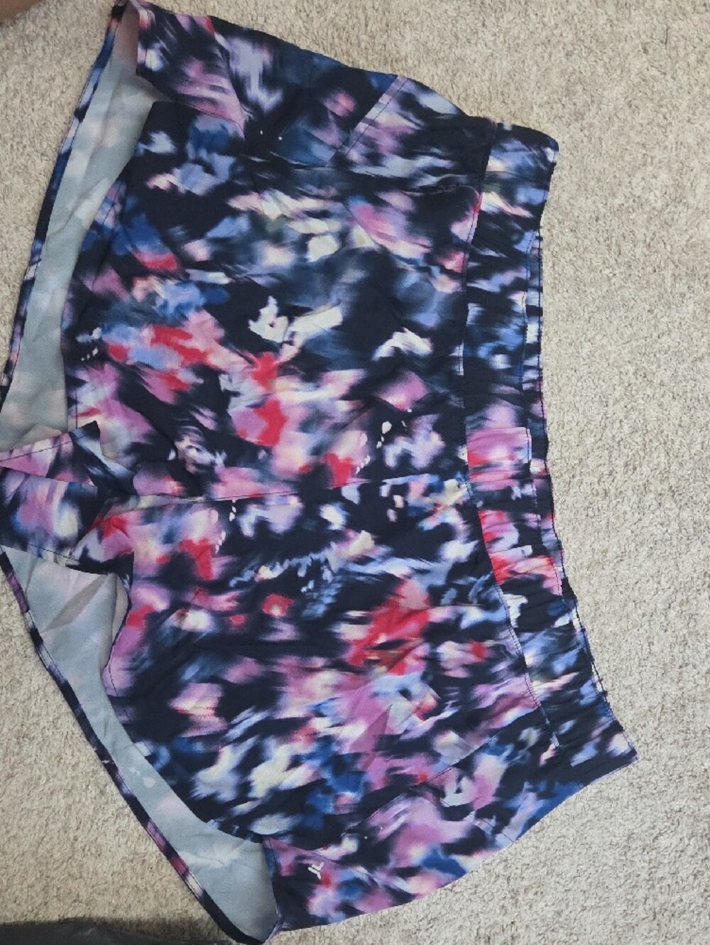 Old Navy Active Women’s Athletic Short in Multicolor Tie-Dye With Short Under. - Picture 2 of 7